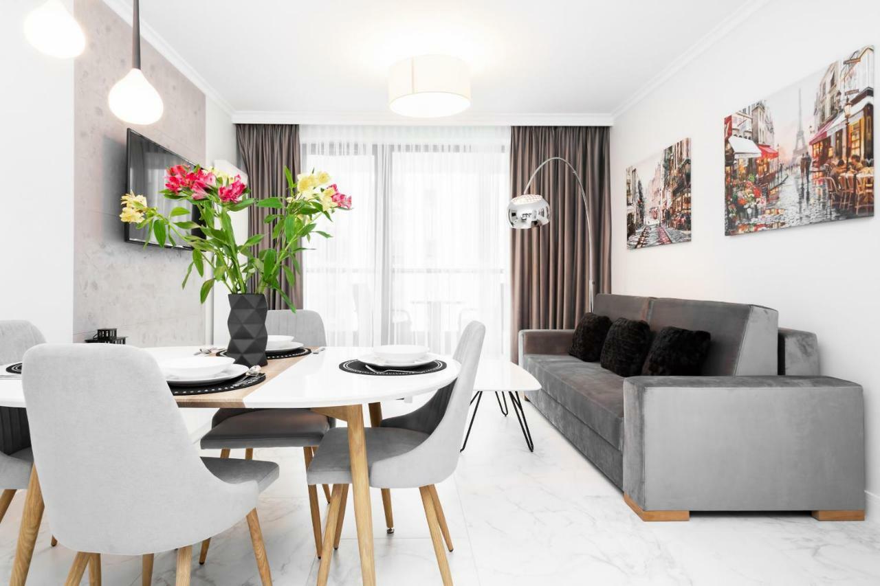 Apartments Warsaw Dzielna By Noclegi Renters エクステリア 写真