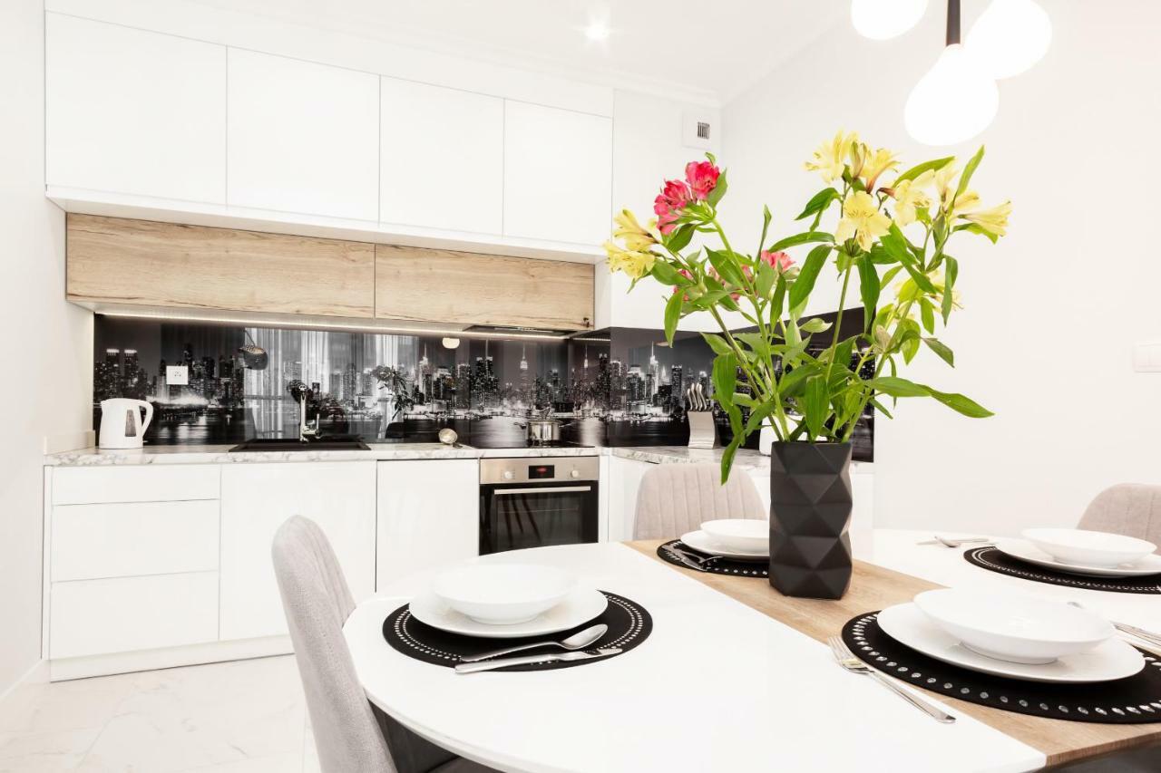 Apartments Warsaw Dzielna By Noclegi Renters エクステリア 写真