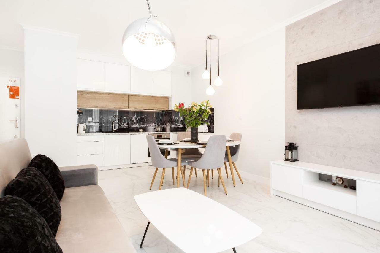 Apartments Warsaw Dzielna By Noclegi Renters エクステリア 写真
