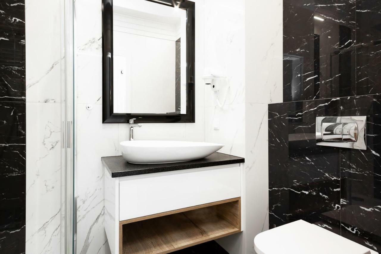 Apartments Warsaw Dzielna By Noclegi Renters エクステリア 写真