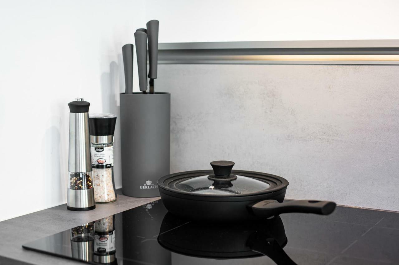 Apartments Warsaw Dzielna By Noclegi Renters エクステリア 写真